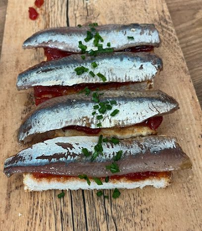 Bellotas Café-Bar Restaurante