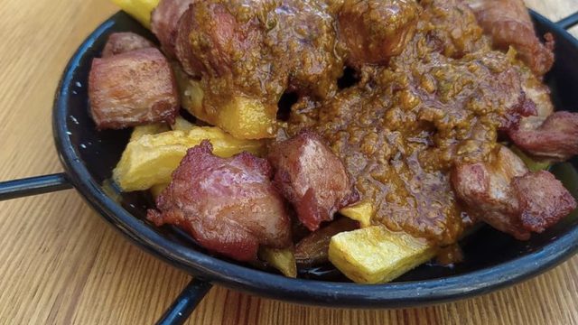 Bar La Una y Media Casa Rufino